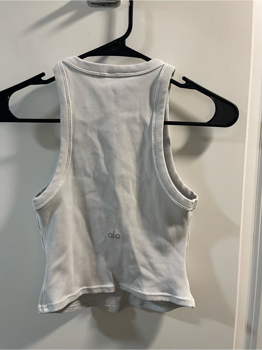 ALO Yoga White Ribbed Tank Top Have Spots No Size Tags XS/S - Picture 2 of 3